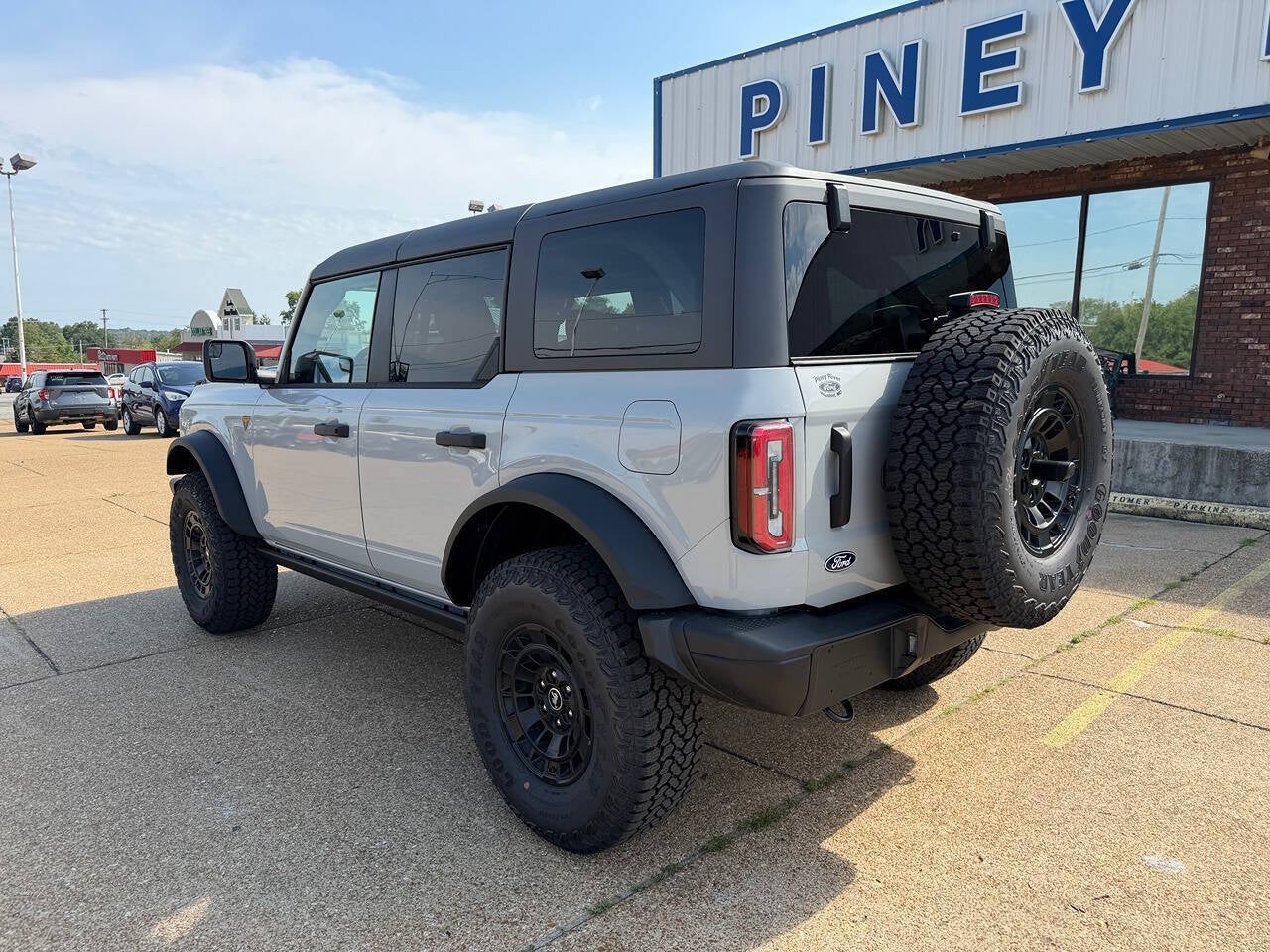 2026 Ford Bronco Badlands 4x4 4dr SUV