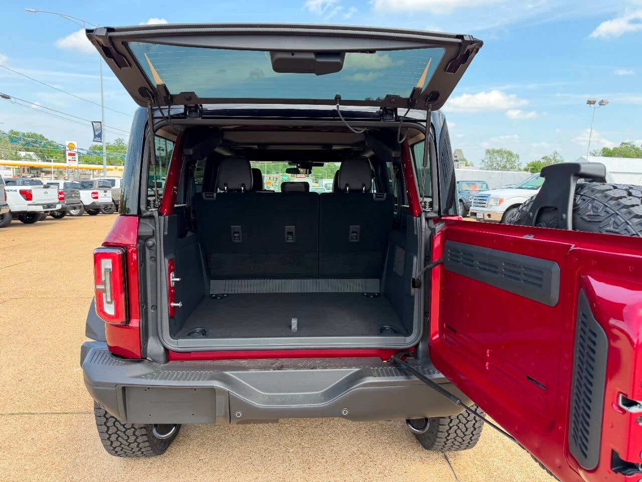 2026 Ford Bronco Badlands 4x4 4dr SUV