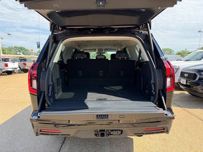 2026 Ford Expedition MAX Active 4x4 4dr SUV