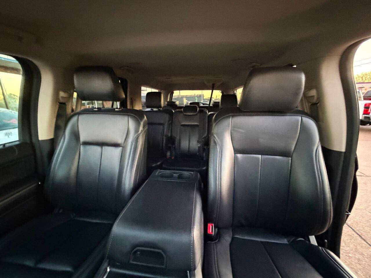 2024 Ford Expedition MAX XLT 4x4 4dr SUV