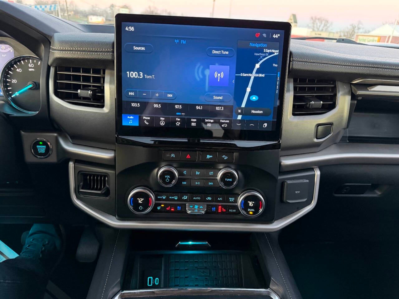 2024 Ford Expedition MAX XLT 4x4 4dr SUV