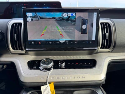 2025 Ford Expedition MAX Active 4x4 4dr SUV