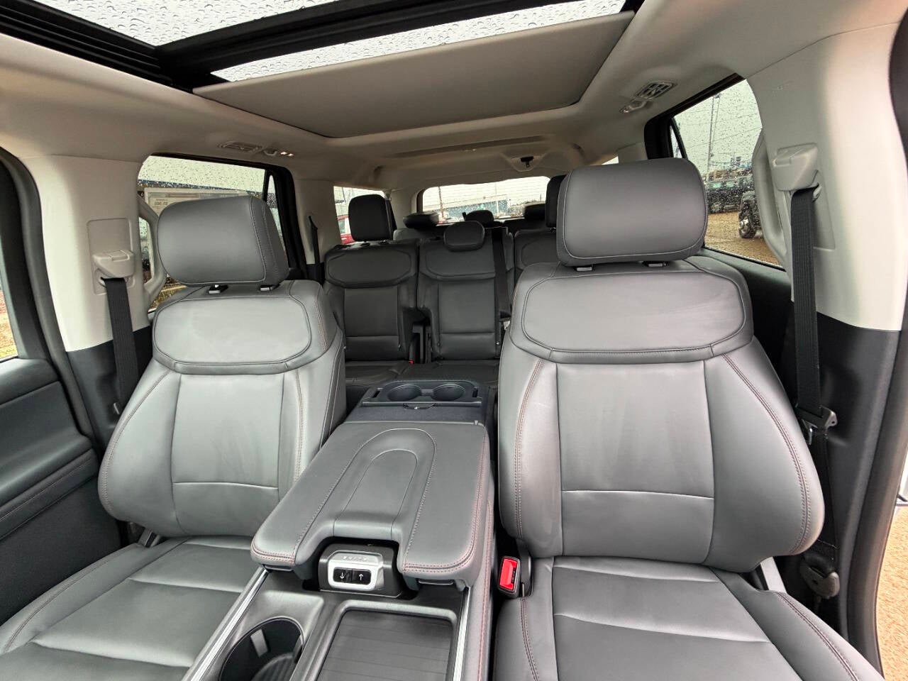 2025 Ford Expedition MAX Active 4x4 4dr SUV