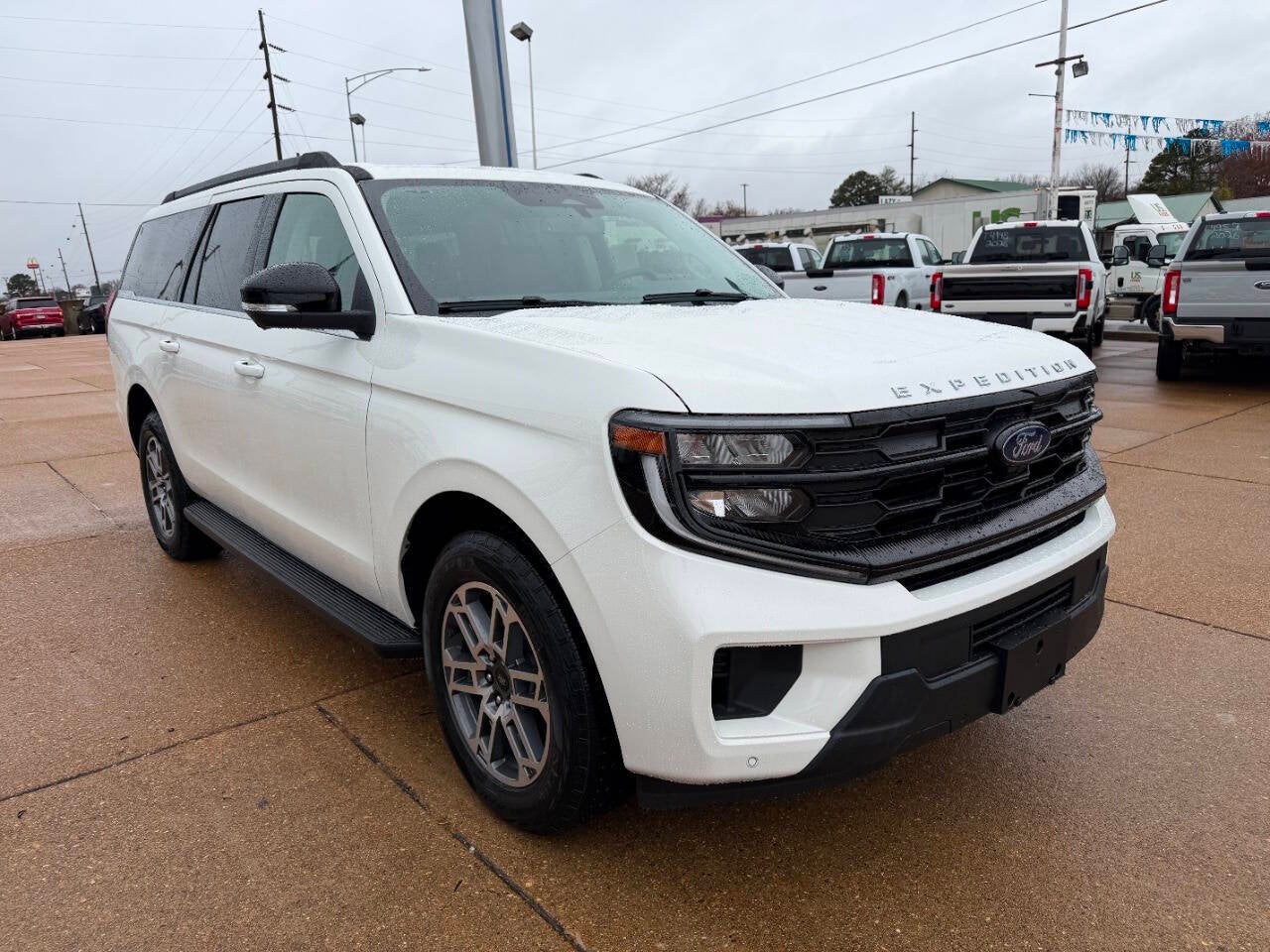 2025 Ford Expedition MAX Active 4x4 4dr SUV