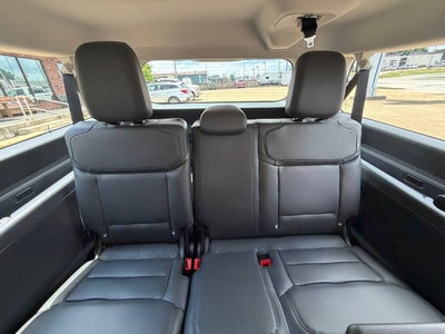2027 Ford Expedition MAX Active 4x4 4dr SUV