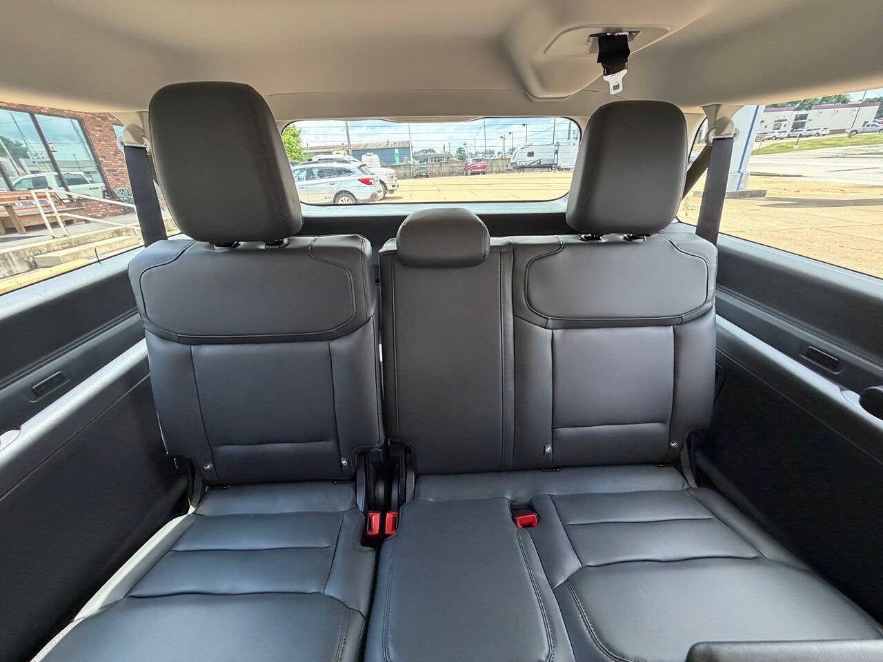2027 Ford Expedition MAX Active 4x4 4dr SUV