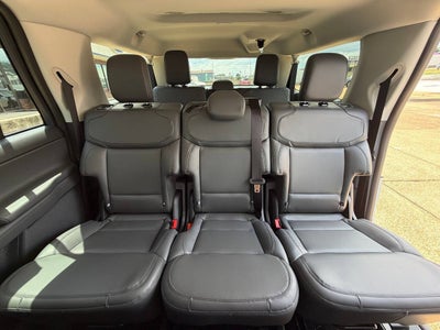 2027 Ford Expedition MAX Active 4x4 4dr SUV