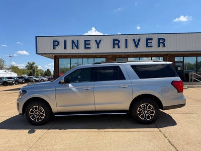 2022 Ford Expedition MAX XLT 4x4 4dr SUV