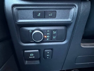 2022 Ford Expedition MAX XLT 4x4 4dr SUV