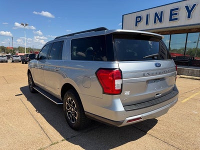 2022 Ford Expedition MAX XLT 4x4 4dr SUV