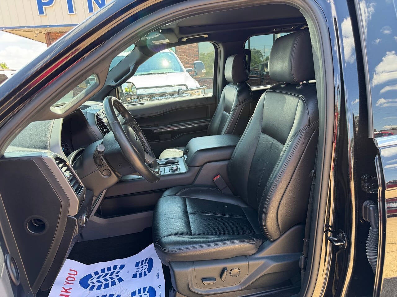 2020 Ford Expedition MAX XLT 4x4 4dr SUV