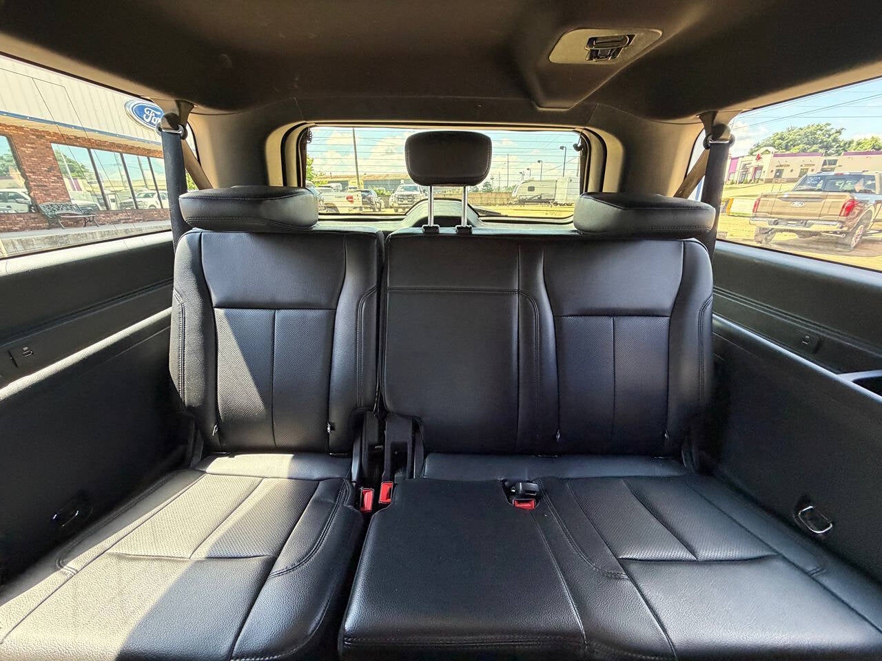 2020 Ford Expedition MAX XLT 4x4 4dr SUV