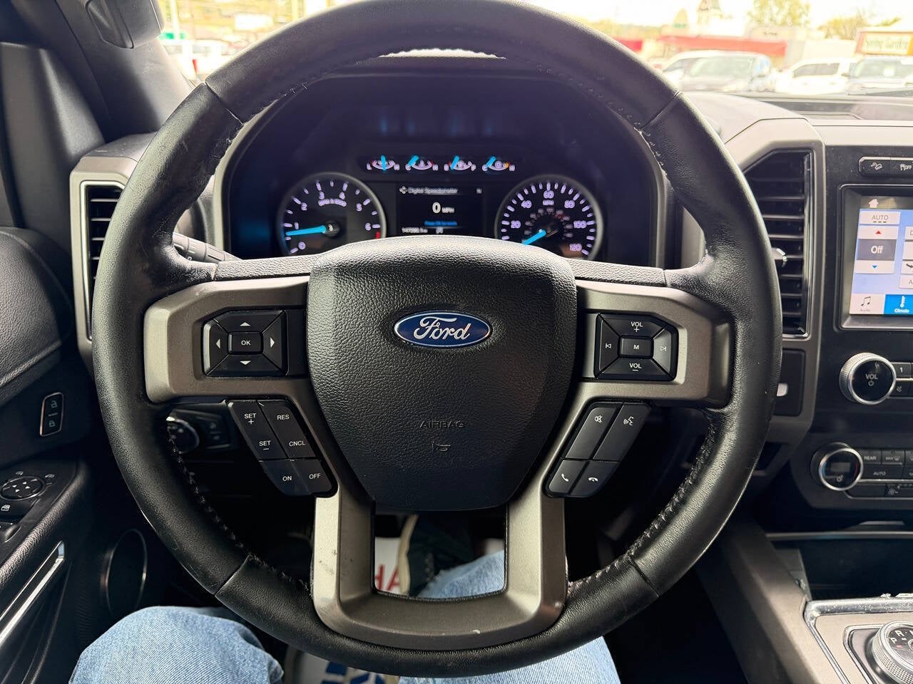 2019 Ford Expedition MAX XLT 4x4 4dr SUV