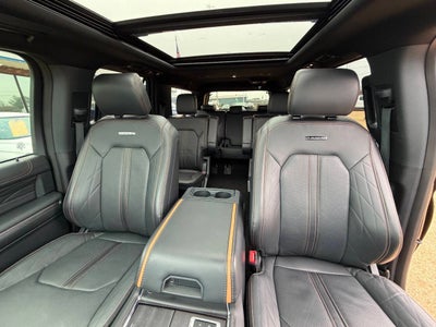 2024 Ford Expedition MAX Platinum 4x4 4dr SUV