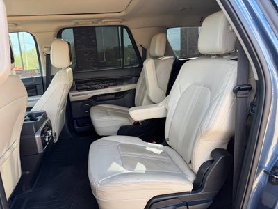 2018 Ford Expedition MAX Platinum 4x4 4dr SUV