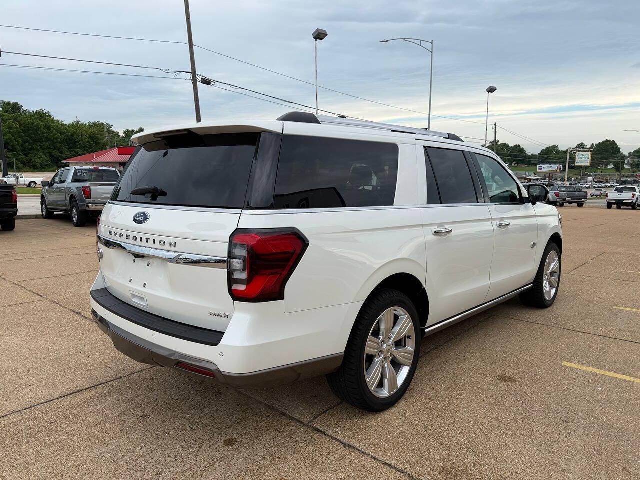2024 Ford Expedition MAX King Ranch 4x4 4dr SUV