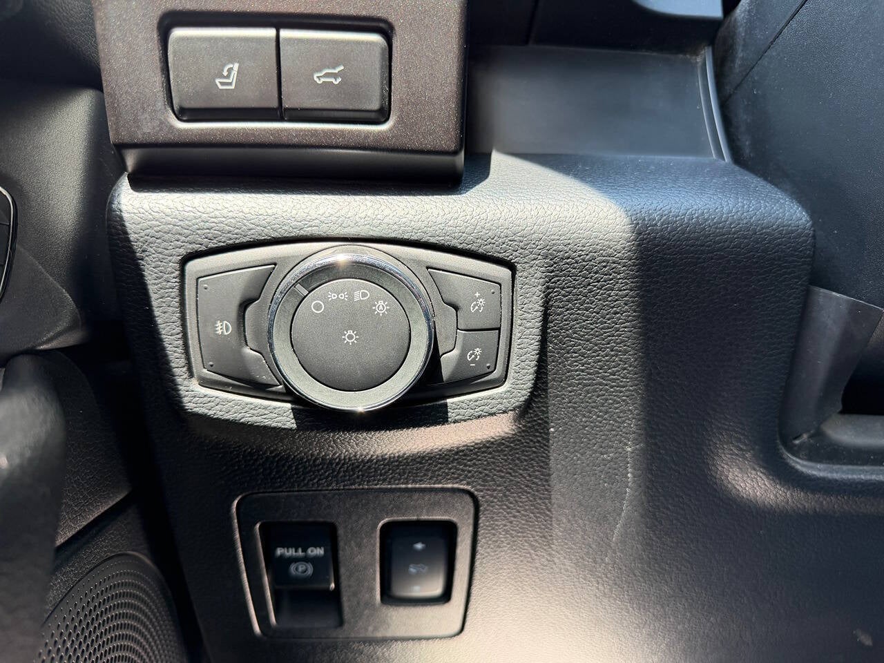 2019 Ford Expedition MAX Limited 4x4 4dr SUV
