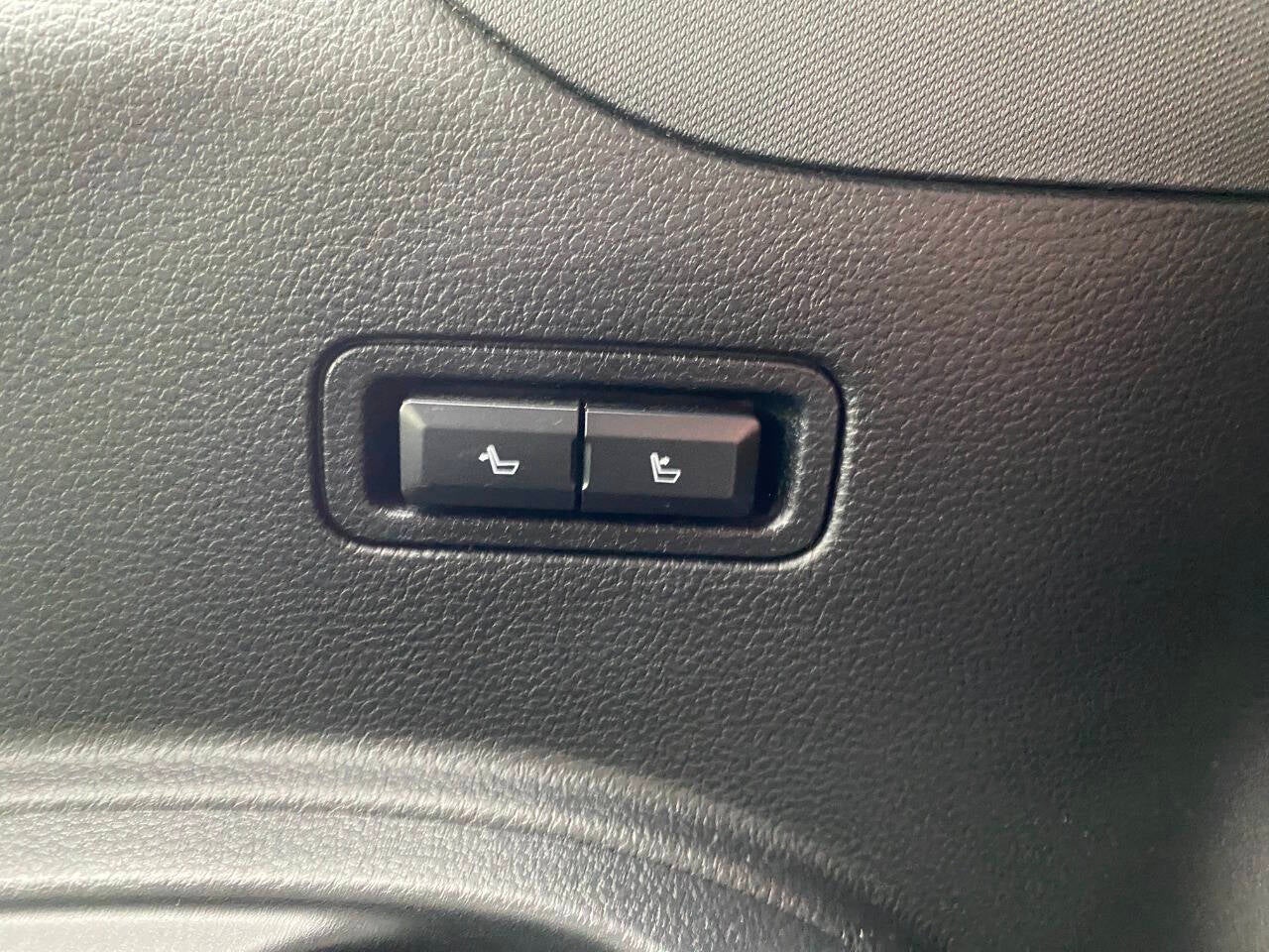 2019 Ford Expedition MAX Limited 4x4 4dr SUV