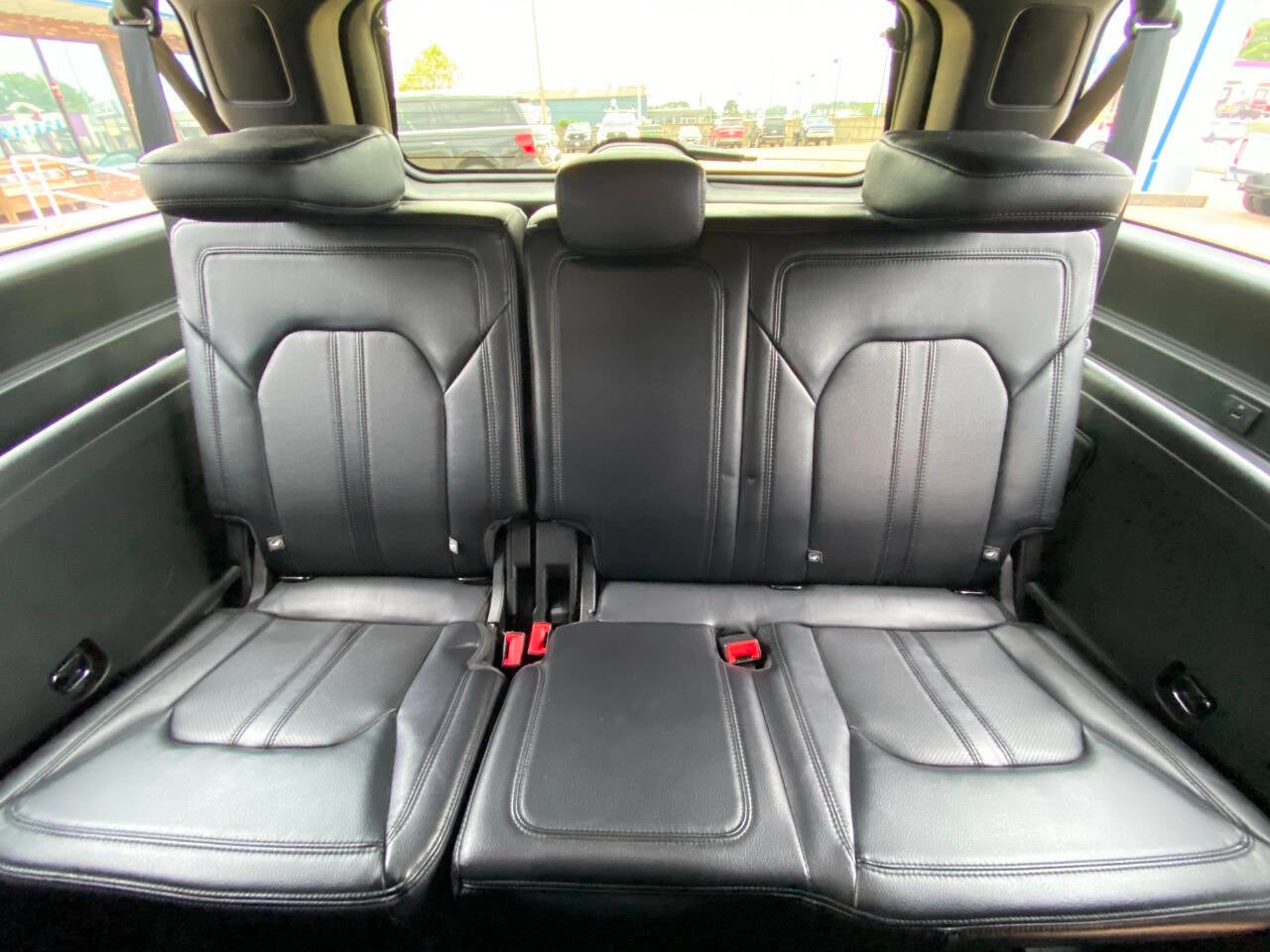 2019 Ford Expedition MAX Limited 4x4 4dr SUV