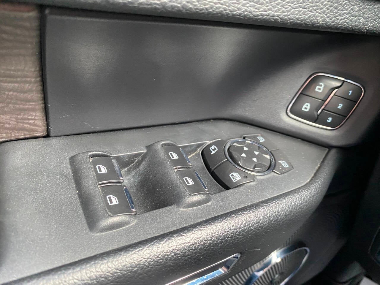 2019 Ford Expedition MAX Limited 4x4 4dr SUV