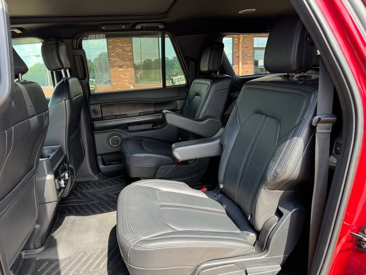 2018 Ford Expedition MAX Limited 4x4 4dr SUV