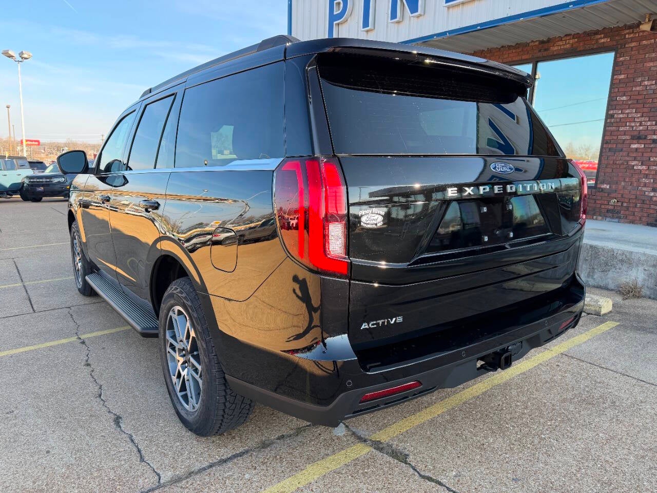 2026 Ford Expedition Active 4x4 4dr SUV