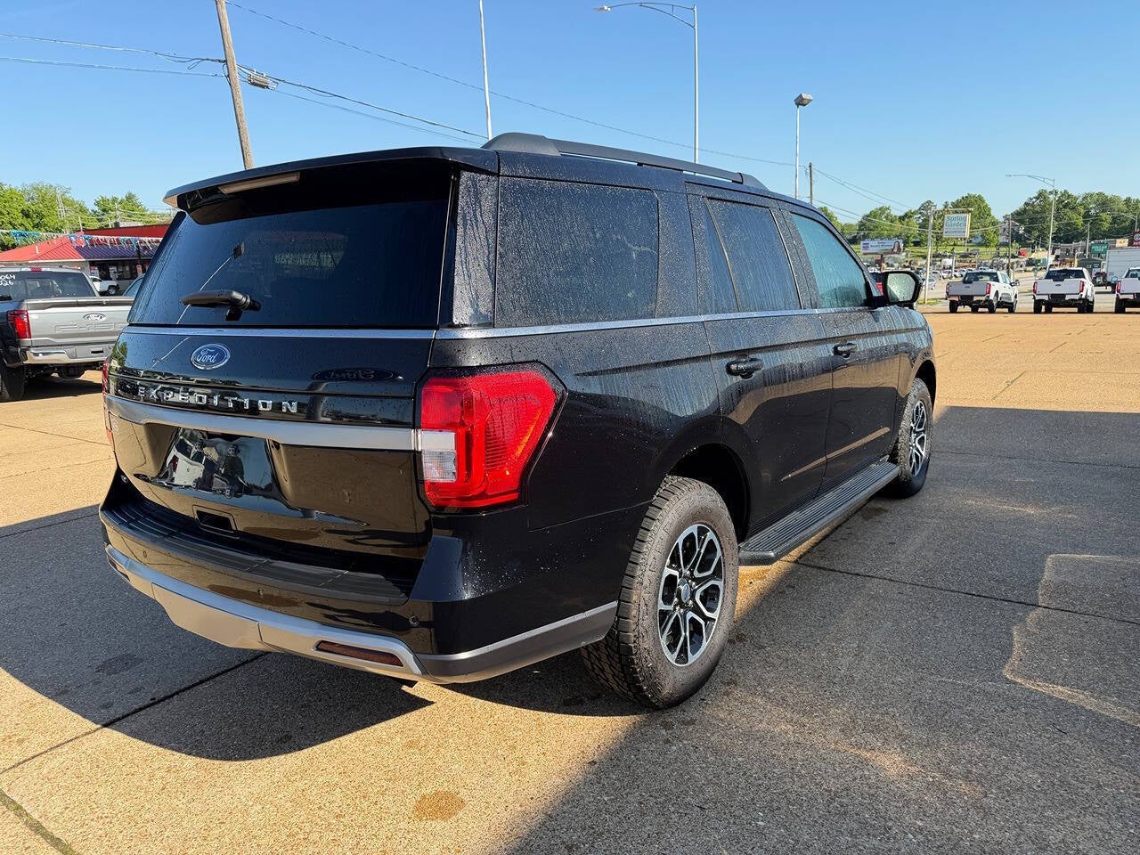 2024 Ford Expedition XLT 4x4 4dr SUV