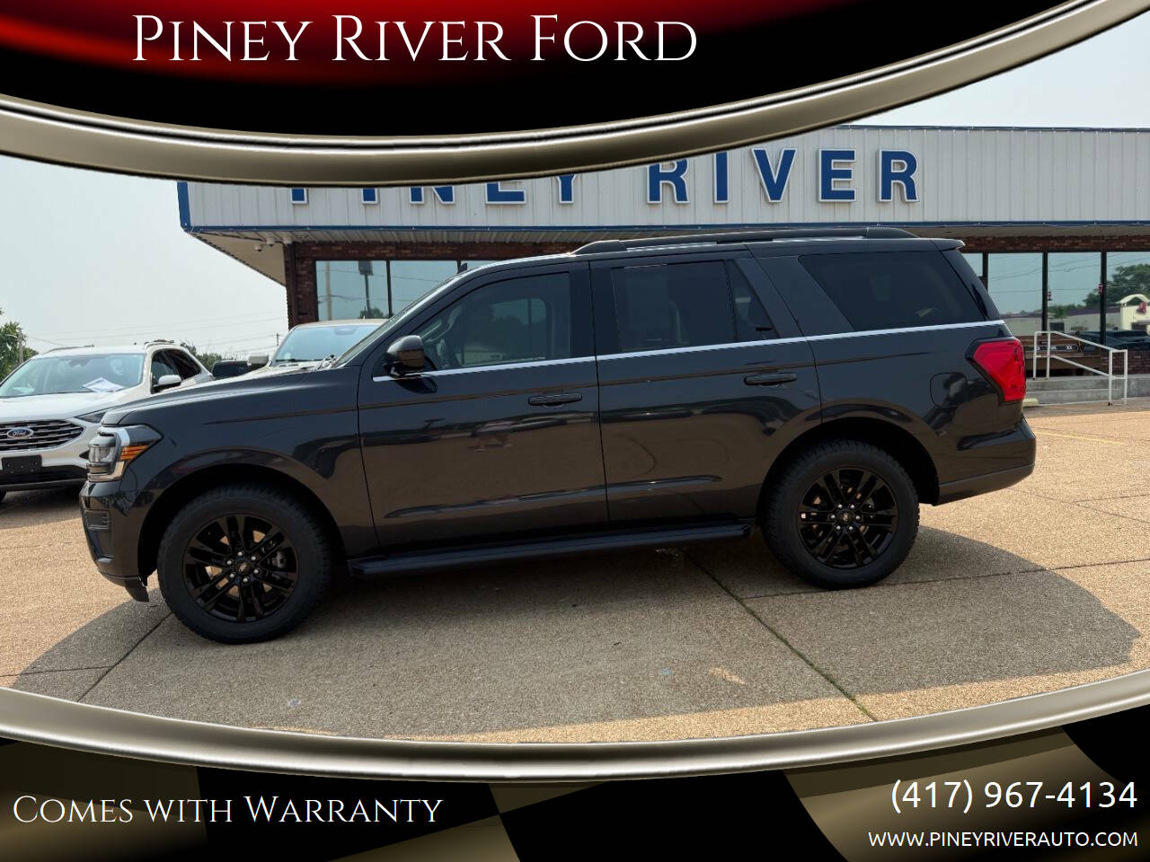 2022 Ford Expedition XLT 4x4 4dr SUV