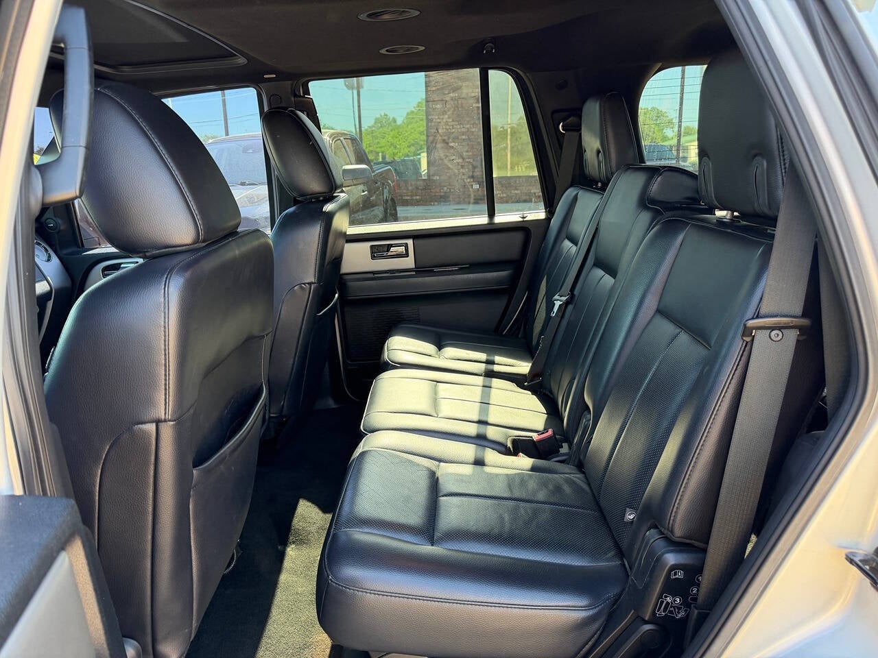 2017 Ford Expedition Limited 4x2 4dr SUV
