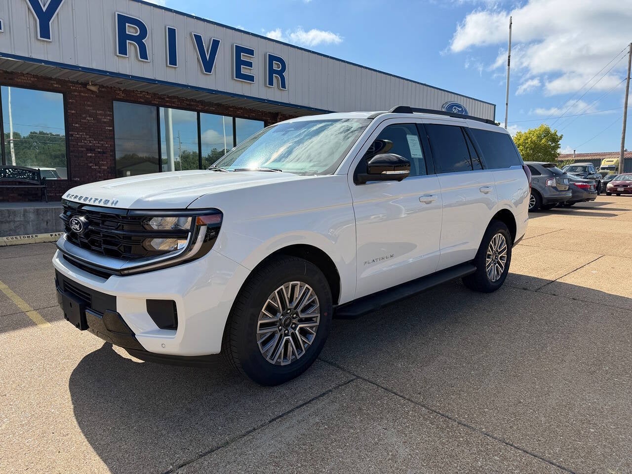 2027 Ford Expedition Platinum 4x4 4dr SUV
