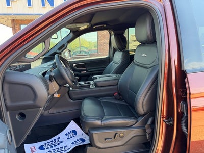 2027 Ford Expedition Platinum 4x4 4dr SUV