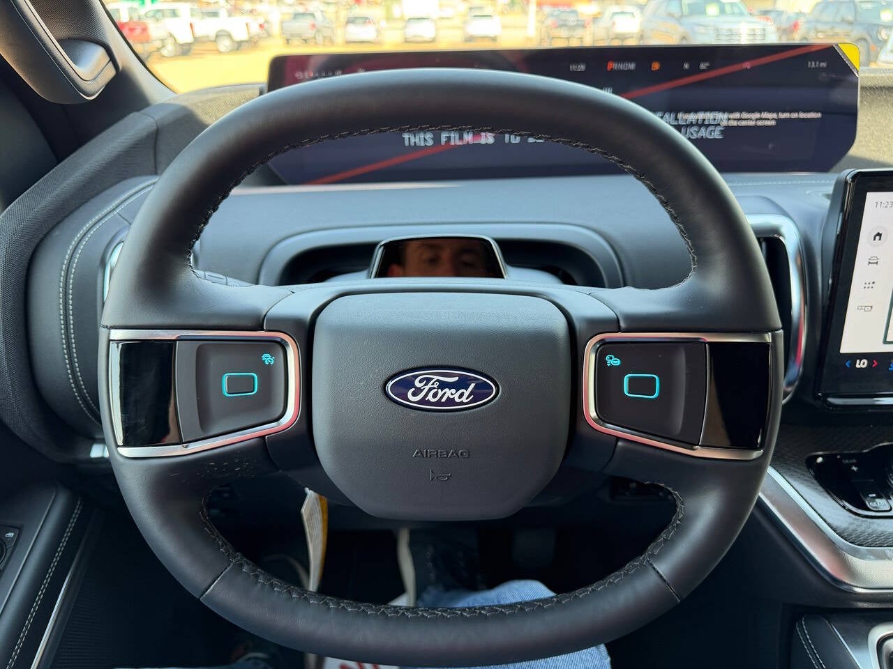 2027 Ford Expedition Platinum 4x4 4dr SUV