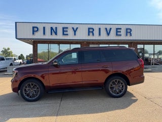 2027 Ford Expedition Platinum 4x4 4dr SUV