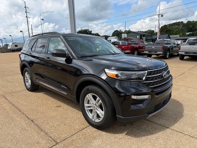 2024 Ford Explorer XLT AWD 4dr SUV