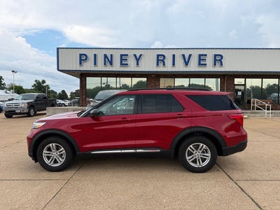 2023 Ford Explorer XLT AWD 4dr SUV