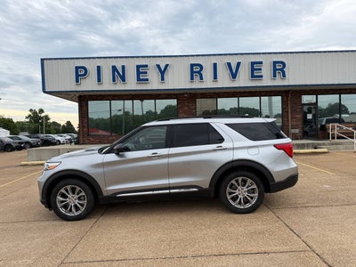 2020 Ford Explorer XLT AWD 4dr SUV