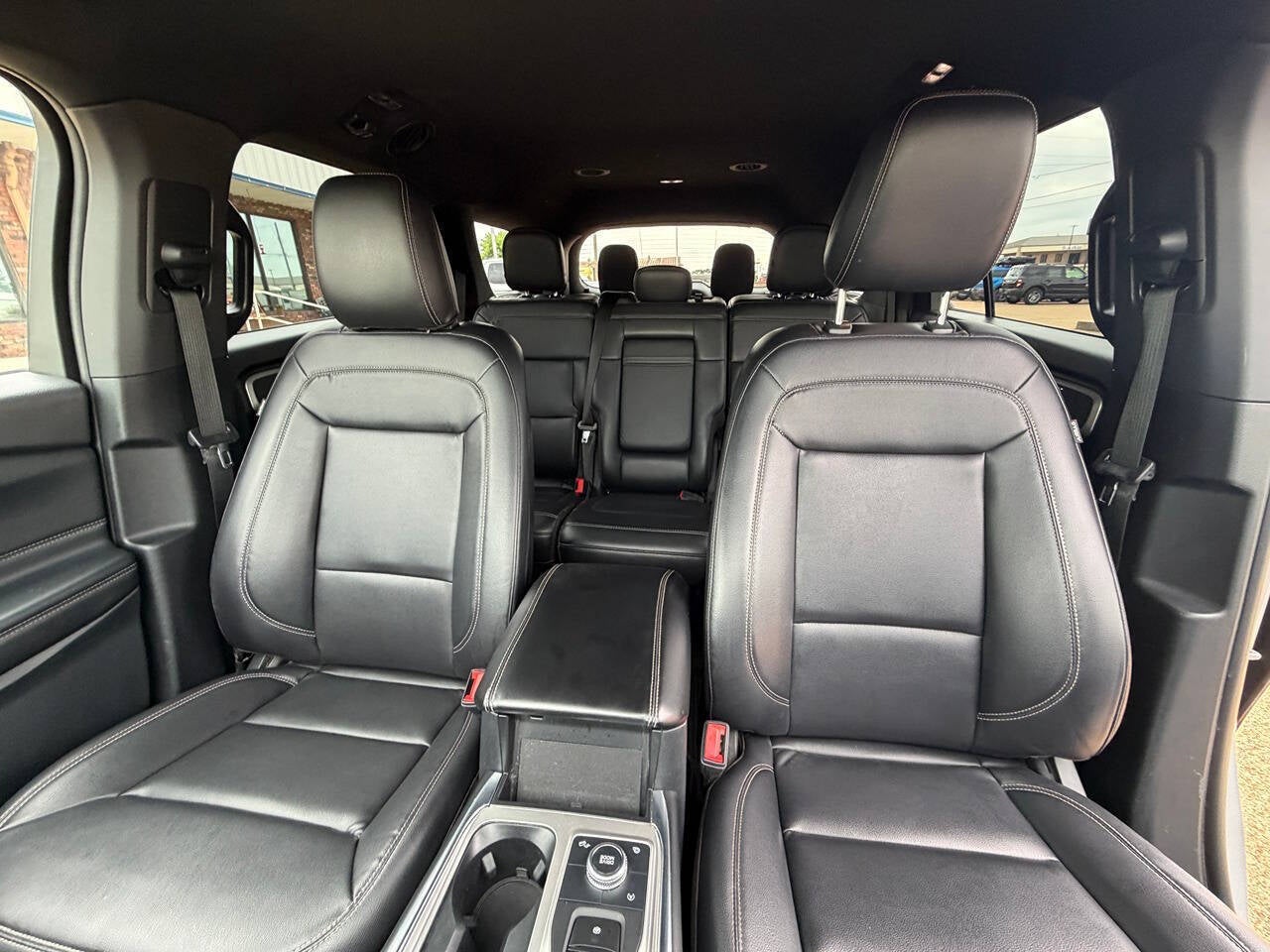 2020 Ford Explorer XLT AWD 4dr SUV