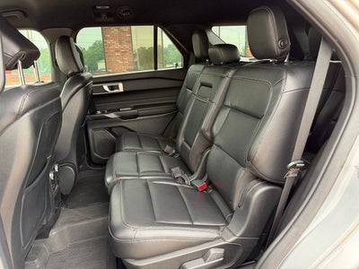 2020 Ford Explorer XLT AWD 4dr SUV