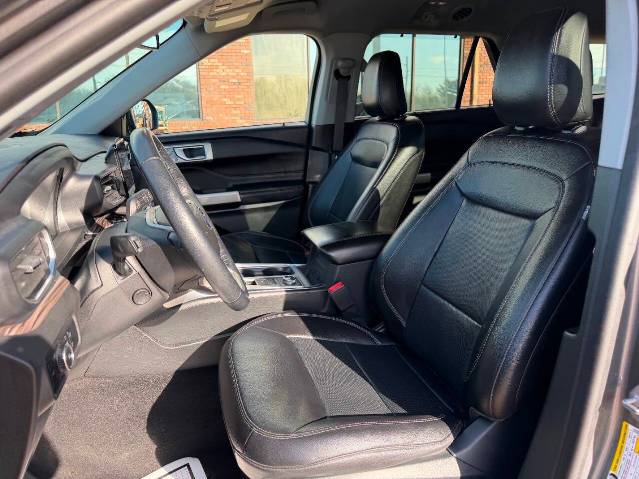 2023 Ford Explorer Limited AWD 4dr SUV