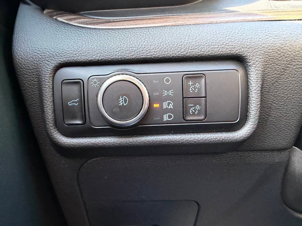 2023 Ford Explorer Limited AWD 4dr SUV