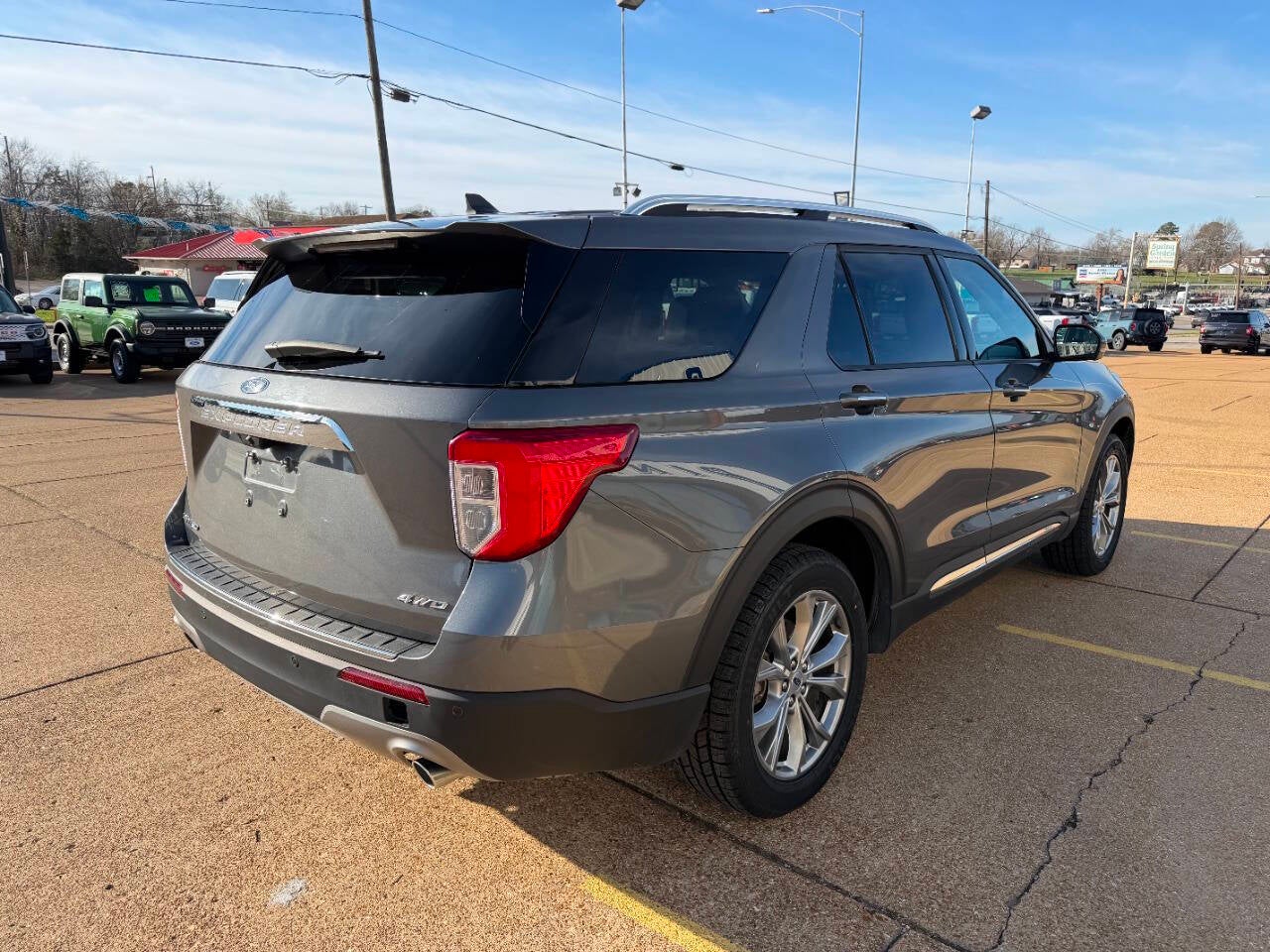 2023 Ford Explorer Limited AWD 4dr SUV