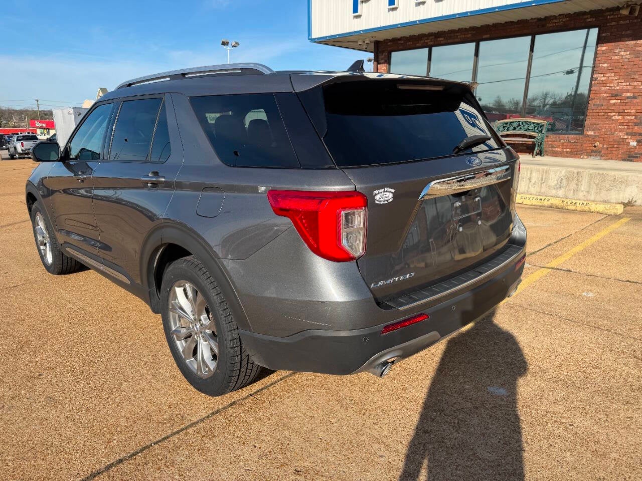 2023 Ford Explorer Limited AWD 4dr SUV