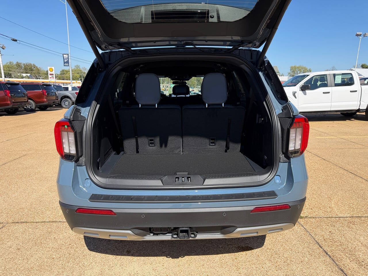 2027 Ford Explorer Active AWD 4dr SUV