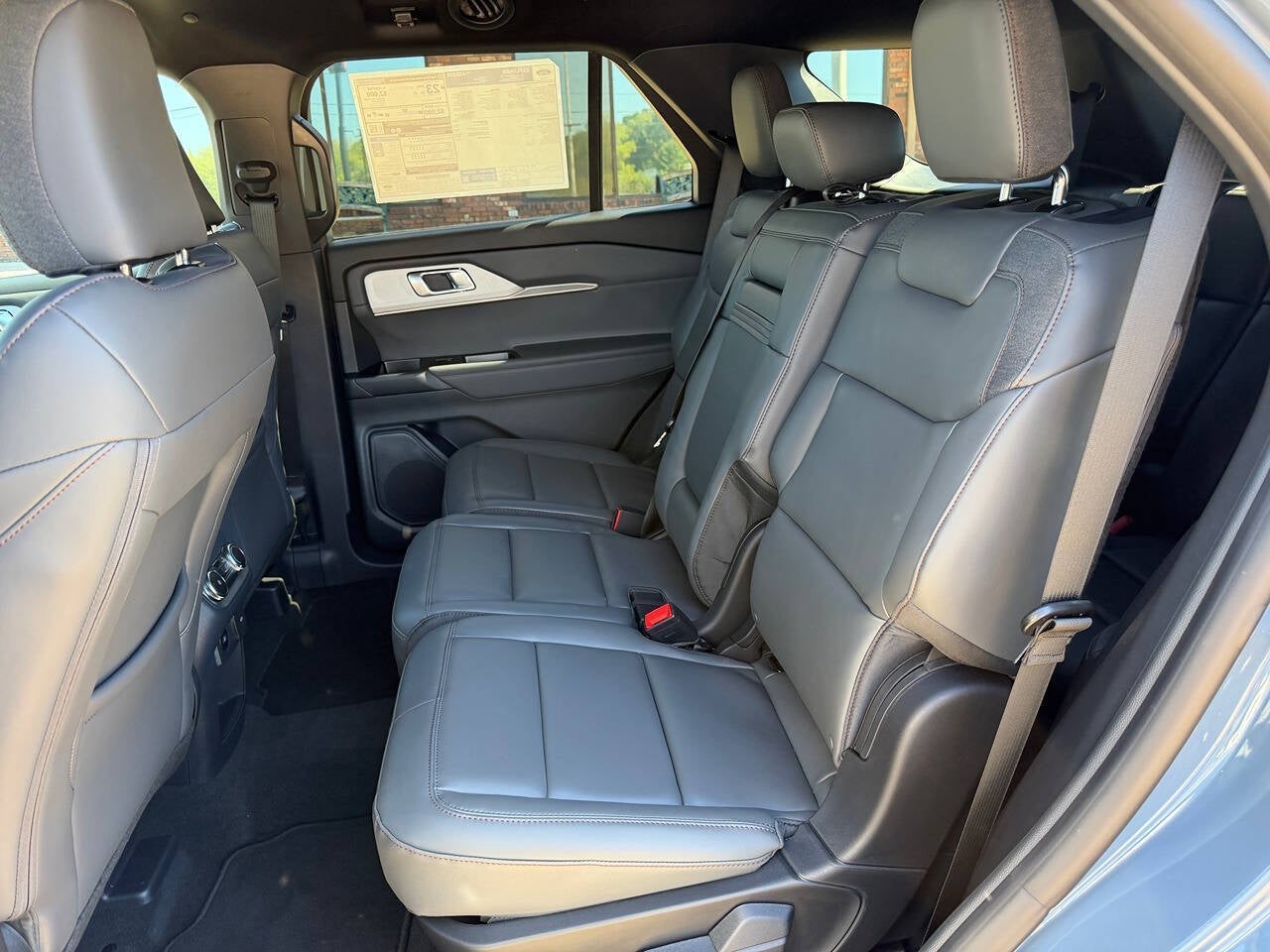 2027 Ford Explorer Active AWD 4dr SUV
