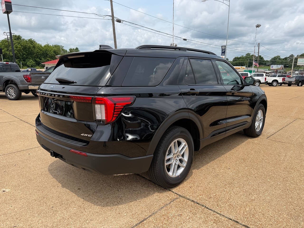 2026 Ford Explorer Active AWD 4dr SUV