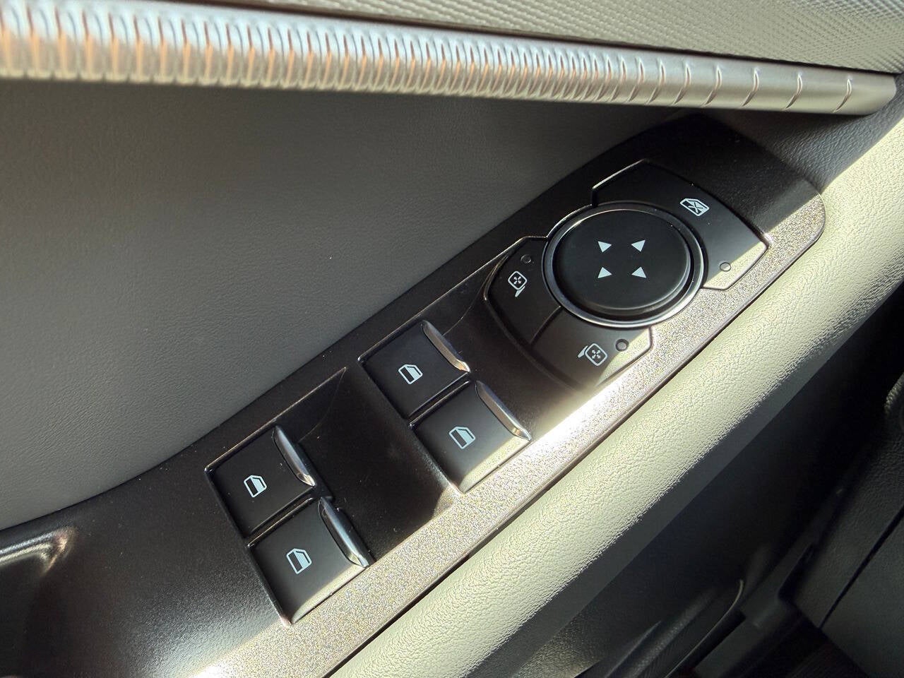 2026 Ford Explorer Active AWD 4dr SUV