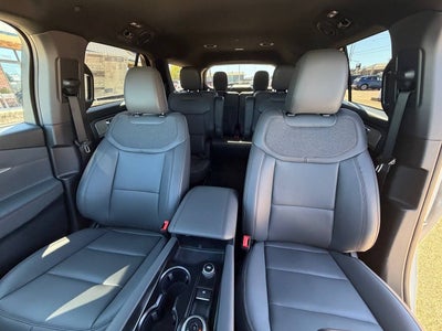 2027 Ford Explorer Active AWD 4dr SUV
