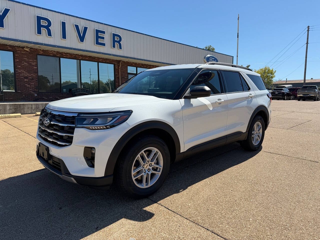 2027 Ford Explorer Active AWD 4dr SUV