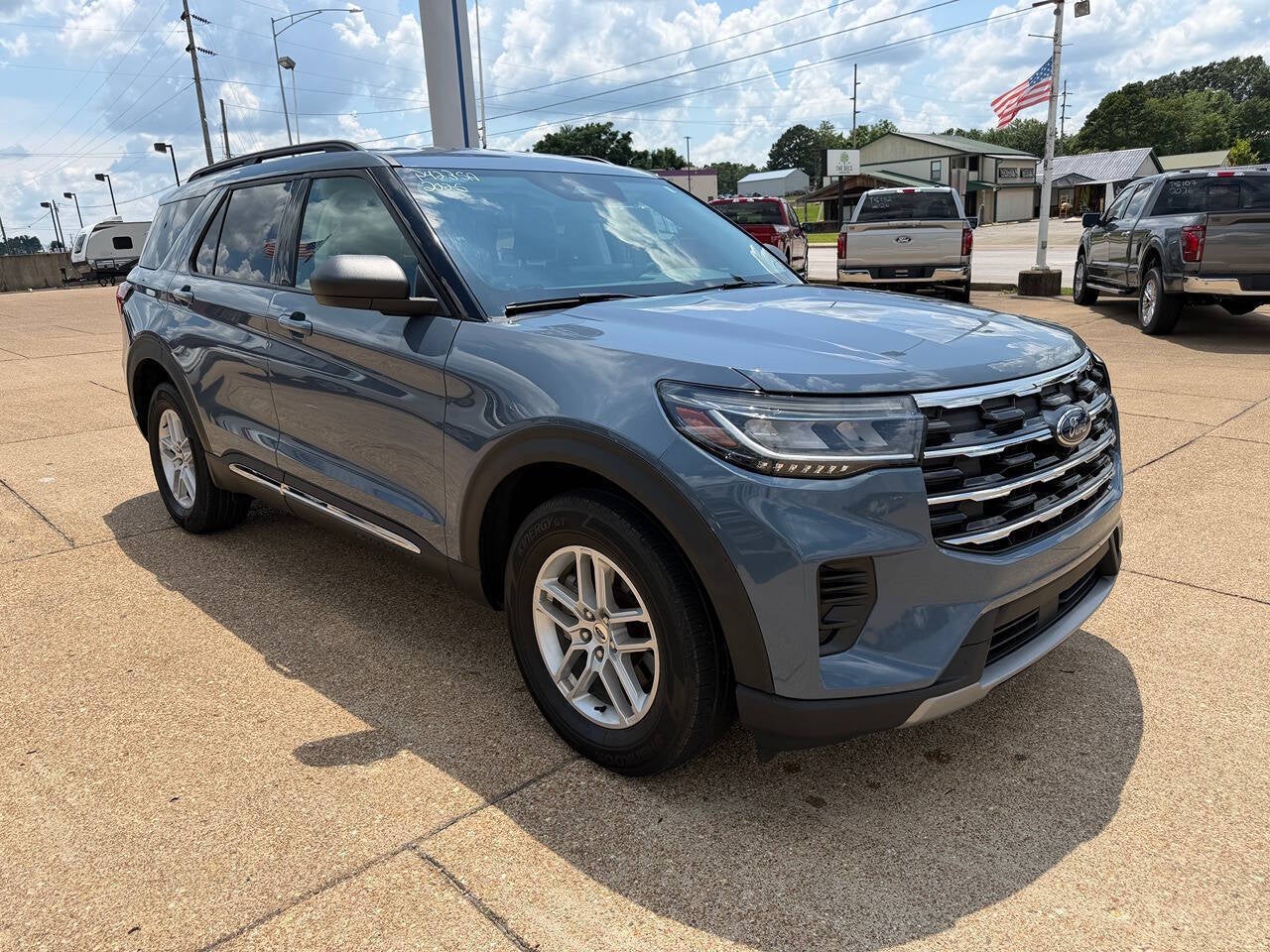 2025 Ford Explorer Active AWD 4dr SUV