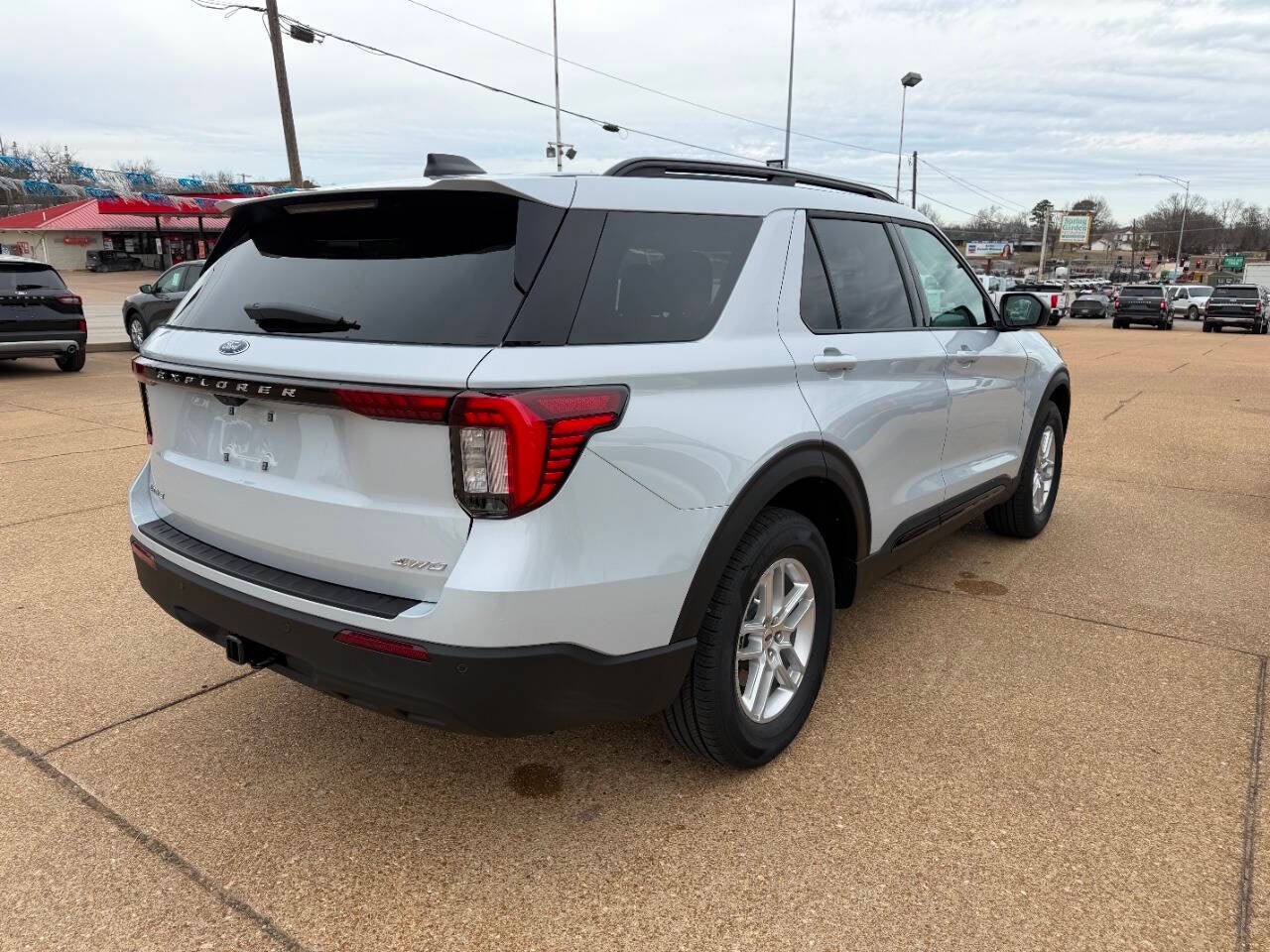 2026 Ford Explorer Active AWD 4dr SUV